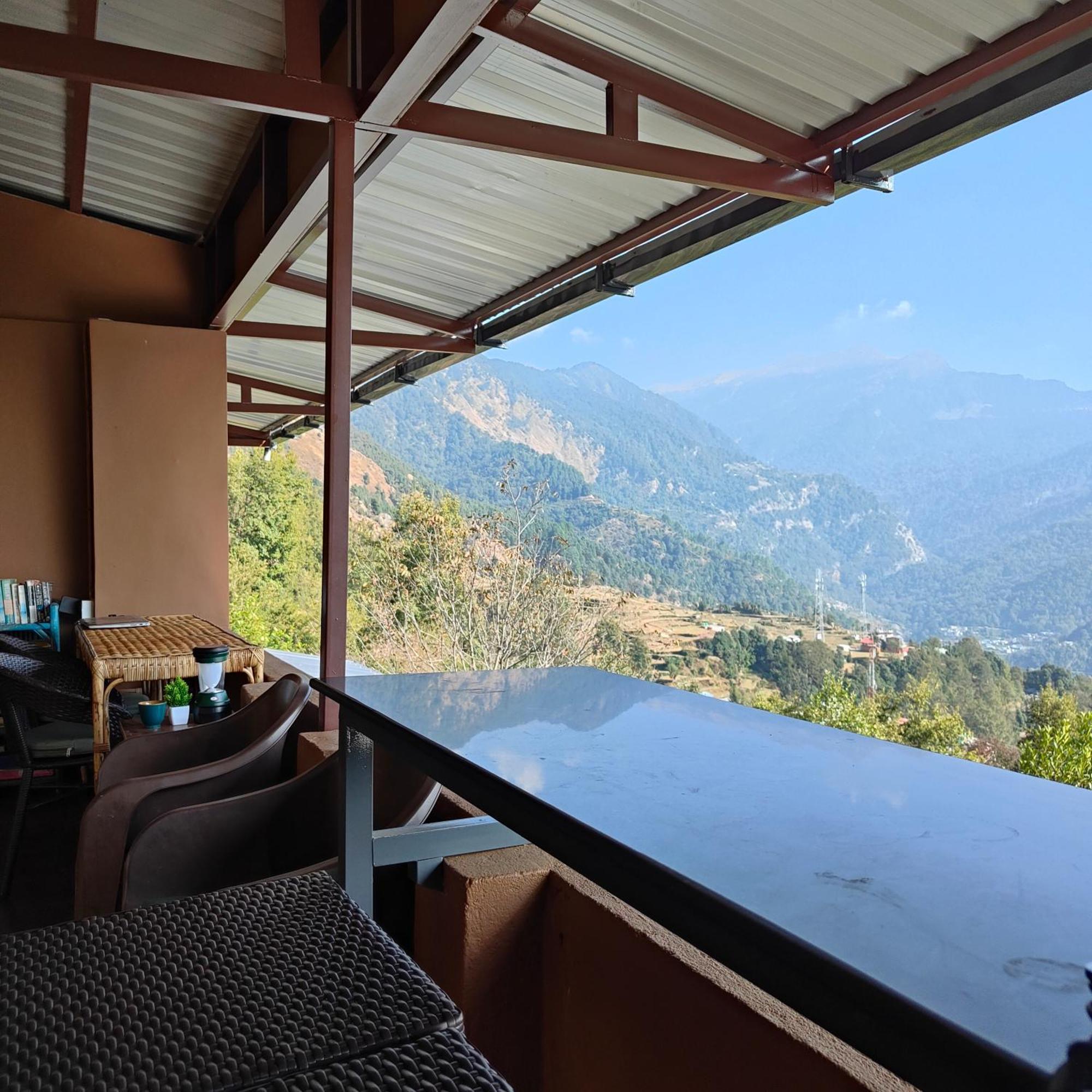Cafe Buransh Villa Sari ภายนอก รูปภาพ