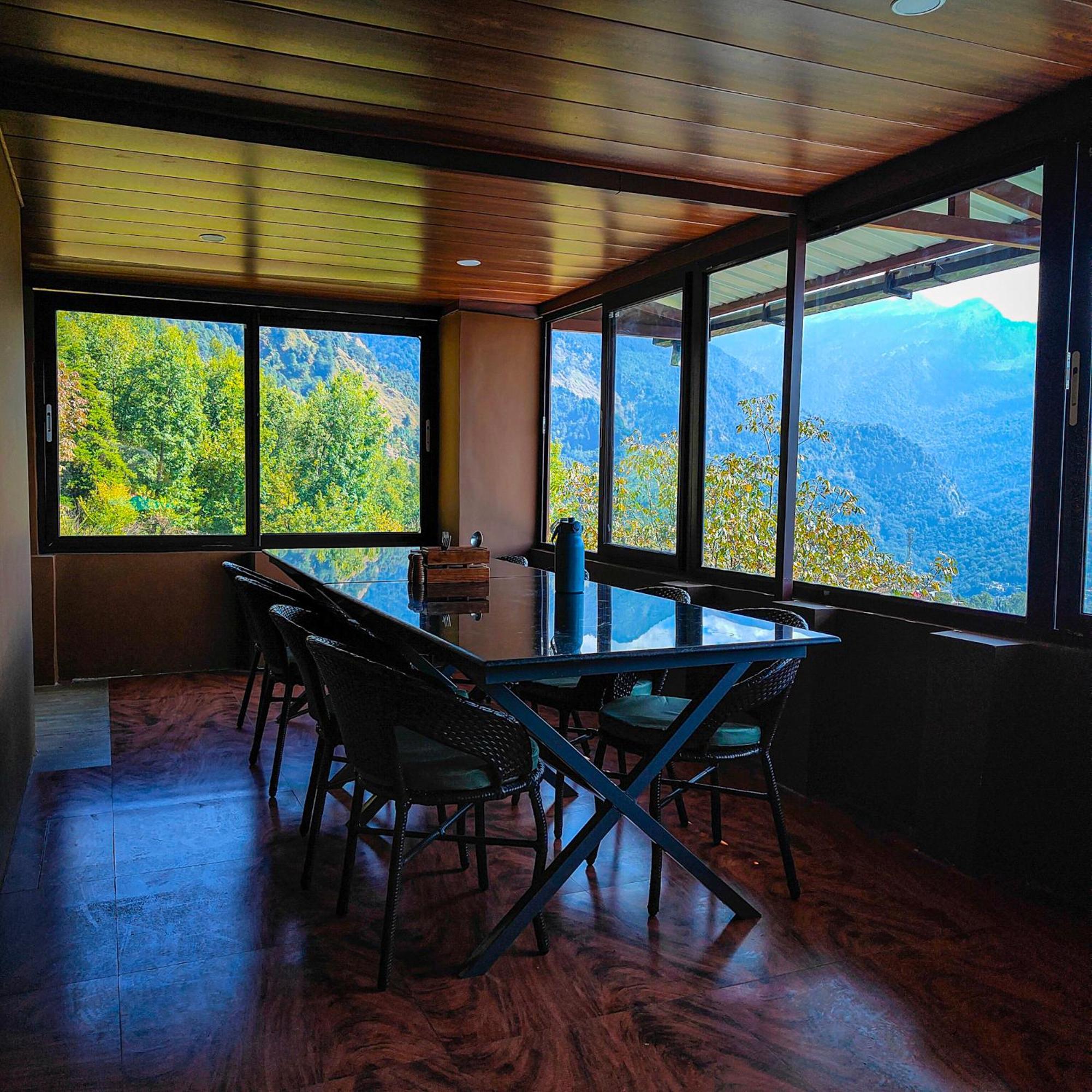 Cafe Buransh Villa Sari ภายนอก รูปภาพ